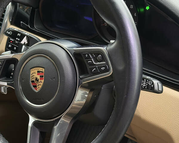 Білий Порше Cayenne, об'ємом двигуна 3 л та пробігом 138 тис. км за 55000 $, фото 10 на Automoto.ua