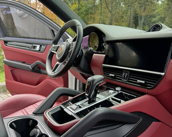 Белый Порше Каен, объемом двигателя 3 л и пробегом 69 тыс. км за 67777 $, фото 59 на Automoto.ua