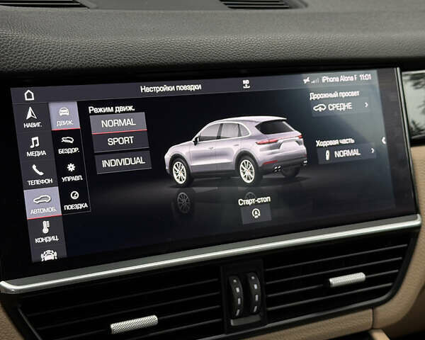 Білий Порше Cayenne, об'ємом двигуна 3 л та пробігом 138 тис. км за 55000 $, фото 13 на Automoto.ua