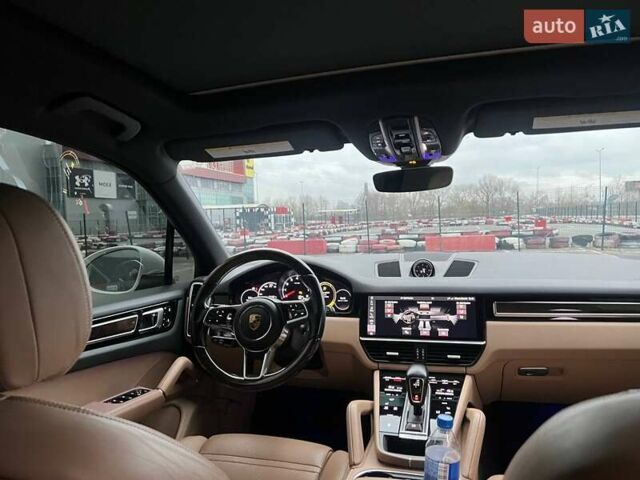 Білий Порше Cayenne, об'ємом двигуна 3 л та пробігом 91 тис. км за 56800 $, фото 10 на Automoto.ua