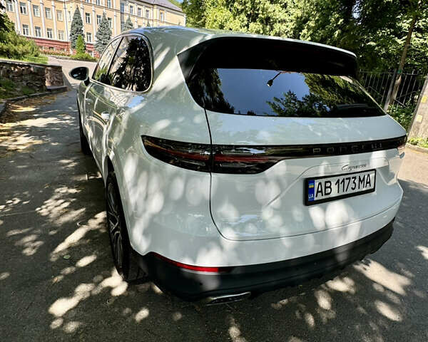 Порше Каен 2019 в Киеве на Automoto.ua Белый Порше Каен, объемом двигателя 3 л и пробегом 45 тыс. км за 62000 $, фото 7 на Automoto.ua