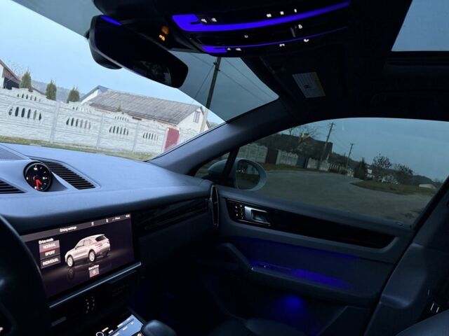 Белый Порше Каен, объемом двигателя 3 л и пробегом 96 тыс. км за 41800 $, фото 6 на Automoto.ua