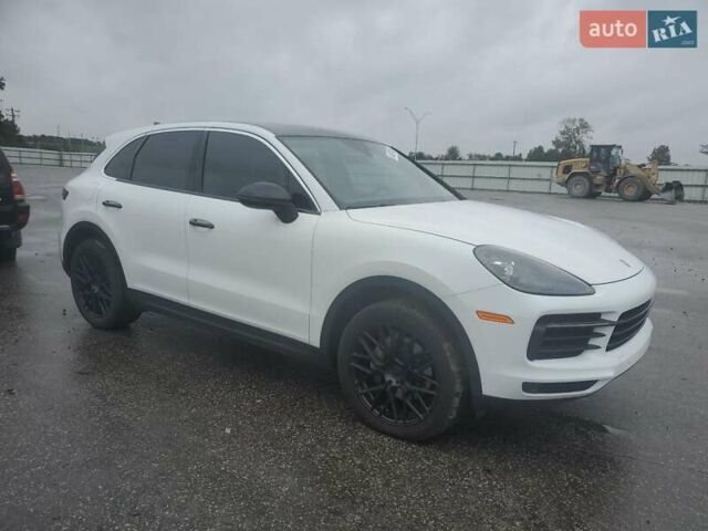 Белый Порше Каен, объемом двигателя 3 л и пробегом 97 тыс. км за 19000 $, фото 3 на Automoto.ua