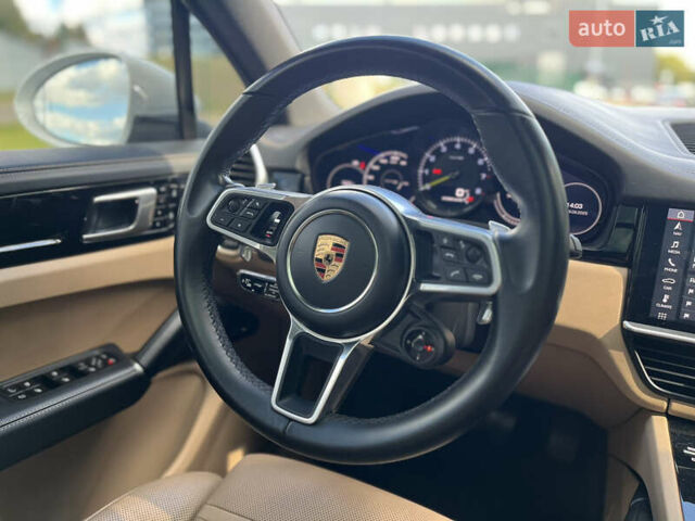 Білий Порше Cayenne, об'ємом двигуна 3 л та пробігом 91 тис. км за 59900 $, фото 19 на Automoto.ua