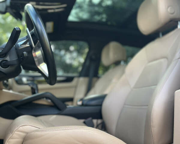 Білий Порше Cayenne, об'ємом двигуна 3 л та пробігом 91 тис. км за 59900 $, фото 8 на Automoto.ua