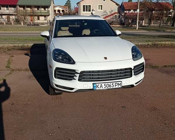 Белый Порше Каен, объемом двигателя 3 л и пробегом 105 тыс. км за 67000 $, фото 6 на Automoto.ua