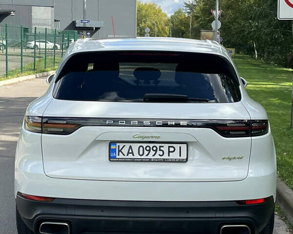 Білий Порше Cayenne, об'ємом двигуна 3 л та пробігом 91 тис. км за 59900 $, фото 5 на Automoto.ua