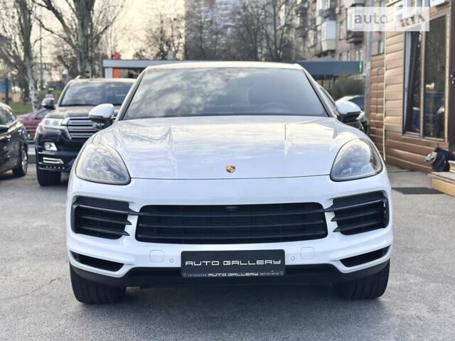 Білий Порше Cayenne, об'ємом двигуна 3 л та пробігом 14 тис. км за 71500 $, фото 2 на Automoto.ua