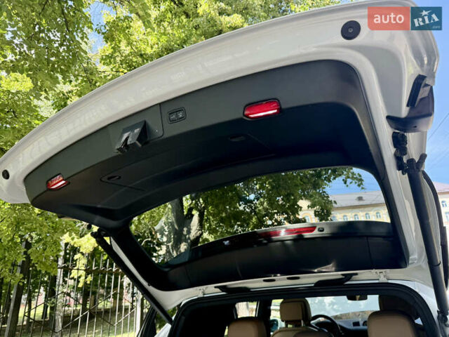 Порше Каен 2019 в Киеве на Automoto.ua Белый Порше Каен, объемом двигателя 3 л и пробегом 45 тыс. км за 62000 $, фото 26 на Automoto.ua