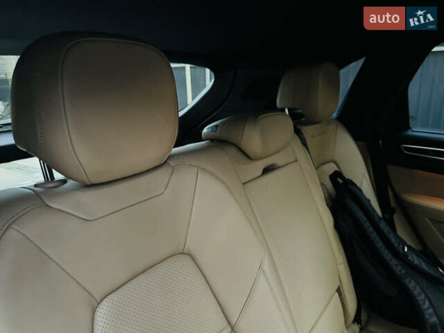 Белый Порше Каен, объемом двигателя 3 л и пробегом 56 тыс. км за 57000 $, фото 22 на Automoto.ua