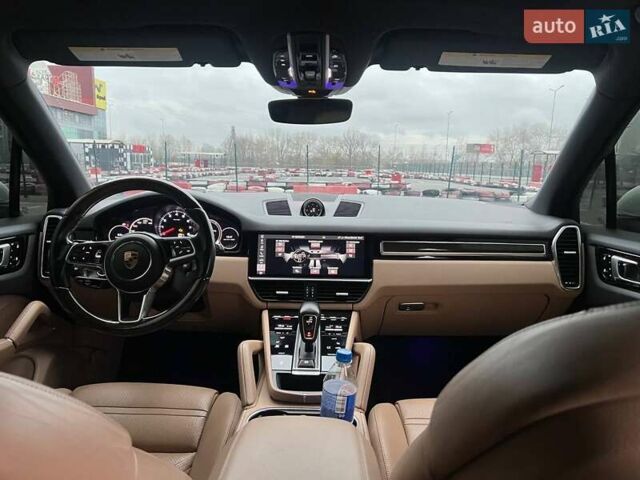 Білий Порше Cayenne, об'ємом двигуна 3 л та пробігом 91 тис. км за 56800 $, фото 11 на Automoto.ua