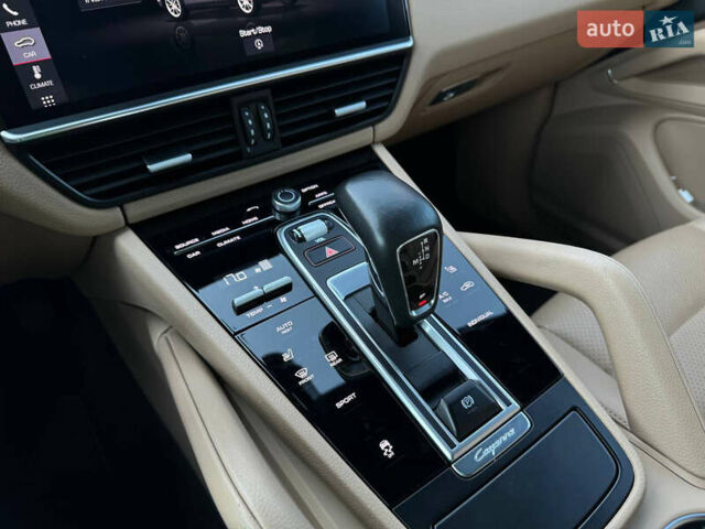 Білий Порше Cayenne, об'ємом двигуна 3 л та пробігом 92 тис. км за 55000 $, фото 30 на Automoto.ua
