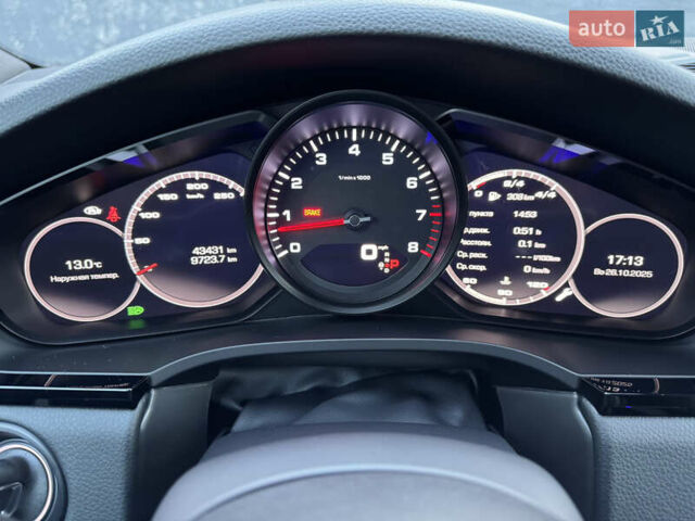 Білий Порше Cayenne, об'ємом двигуна 3 л та пробігом 43 тис. км за 62000 $, фото 23 на Automoto.ua