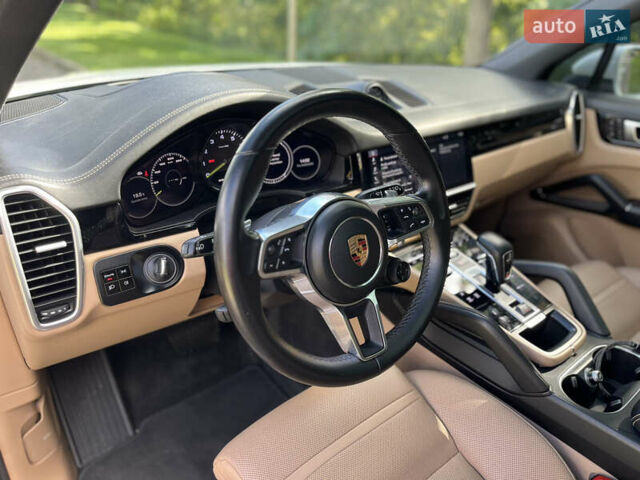 Білий Порше Cayenne, об'ємом двигуна 3 л та пробігом 91 тис. км за 59900 $, фото 7 на Automoto.ua