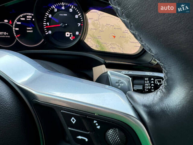 Білий Порше Cayenne, об'ємом двигуна 3 л та пробігом 92 тис. км за 55000 $, фото 21 на Automoto.ua