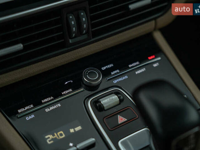 Белый Порше Каен, объемом двигателя 3 л и пробегом 116 тыс. км за 44900 $, фото 34 на Automoto.ua