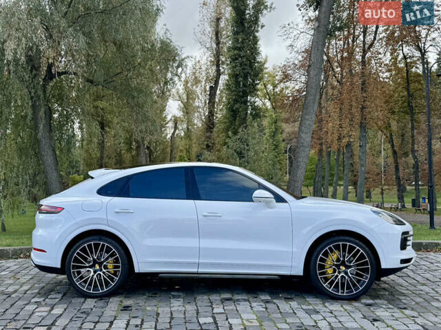 Белый Порше Каен, объемом двигателя 3 л и пробегом 69 тыс. км за 67777 $, фото 4 на Automoto.ua