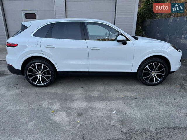 Білий Порше Cayenne, об'ємом двигуна 3 л та пробігом 43 тис. км за 62000 $, фото 7 на Automoto.ua