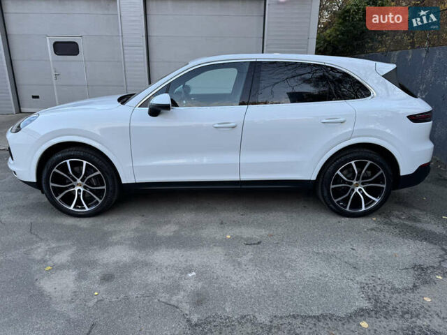 Білий Порше Cayenne, об'ємом двигуна 3 л та пробігом 43 тис. км за 62000 $, фото 3 на Automoto.ua