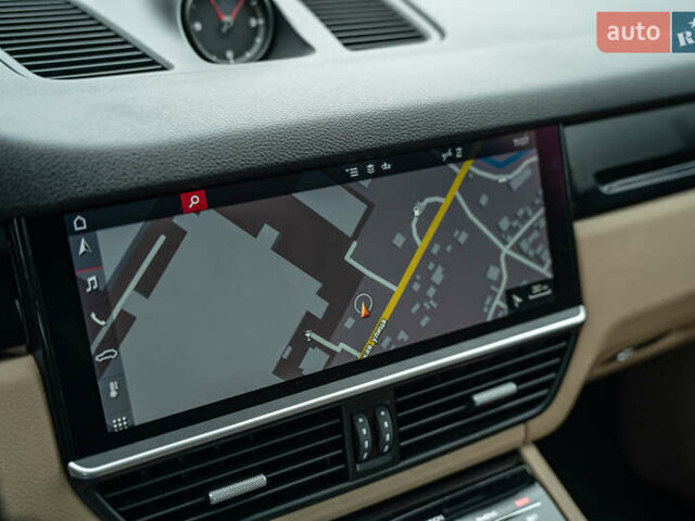 Белый Порше Каен, объемом двигателя 3 л и пробегом 116 тыс. км за 44900 $, фото 33 на Automoto.ua