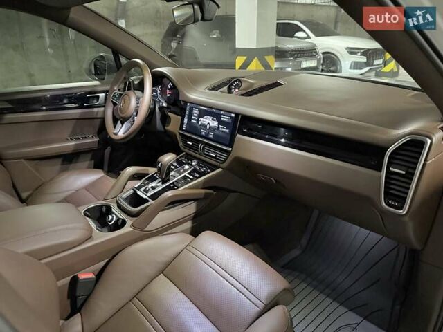 Белый Порше Каен, объемом двигателя 3 л и пробегом 40 тыс. км за 79000 $, фото 35 на Automoto.ua