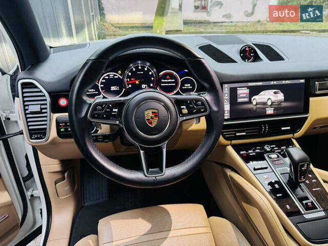 Белый Порше Каен, объемом двигателя 3 л и пробегом 56 тыс. км за 57000 $, фото 14 на Automoto.ua