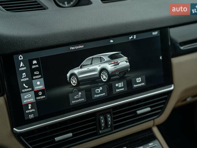 Белый Порше Каен, объемом двигателя 3 л и пробегом 116 тыс. км за 44900 $, фото 32 на Automoto.ua