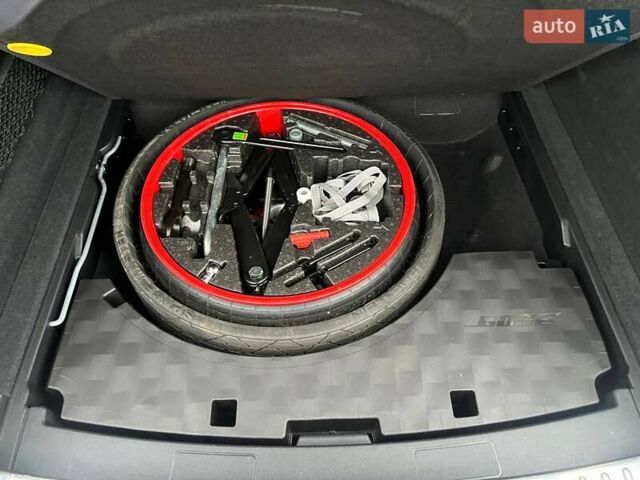 Білий Порше Cayenne, об'ємом двигуна 3 л та пробігом 91 тис. км за 56800 $, фото 23 на Automoto.ua