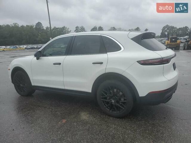 Белый Порше Каен, объемом двигателя 3 л и пробегом 97 тыс. км за 19000 $, фото 2 на Automoto.ua