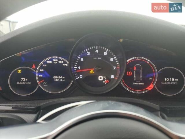 Белый Порше Каен, объемом двигателя 3 л и пробегом 97 тыс. км за 19000 $, фото 8 на Automoto.ua