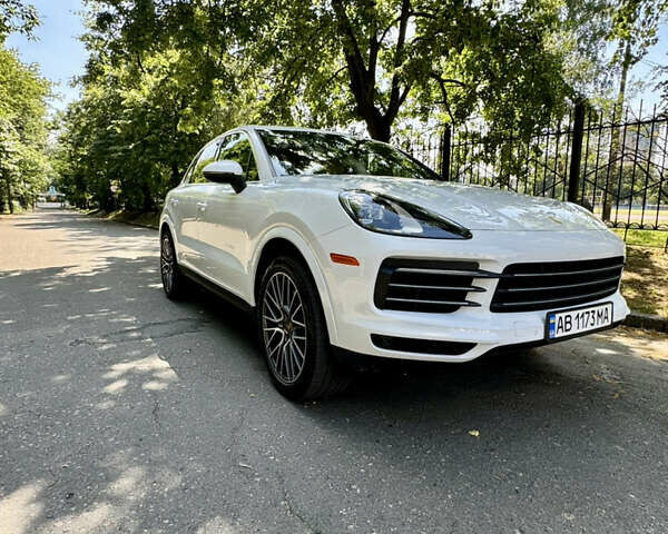 Порше Каен 2019 в Киеве на Automoto.ua Белый Порше Каен, объемом двигателя 3 л и пробегом 45 тыс. км за 62000 $, фото 2 на Automoto.ua