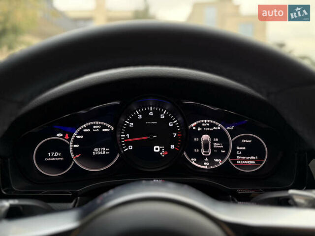 Білий Порше Cayenne, об'ємом двигуна 3 л та пробігом 45 тис. км за 59500 $, фото 33 на Automoto.ua