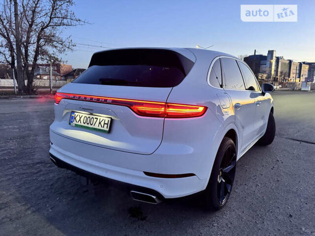 Білий Порше Cayenne, об'ємом двигуна 3 л та пробігом 41 тис. км за 57000 $, фото 7 на Automoto.ua