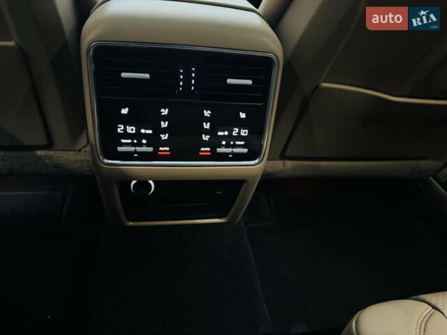 Белый Порше Каен, объемом двигателя 3 л и пробегом 56 тыс. км за 57000 $, фото 20 на Automoto.ua