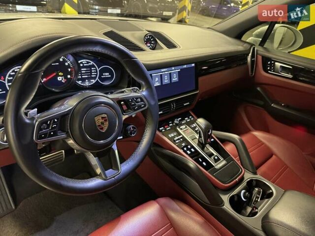 Белый Порше Каен, объемом двигателя 2.89 л и пробегом 62 тыс. км за 61255 $, фото 3 на Automoto.ua