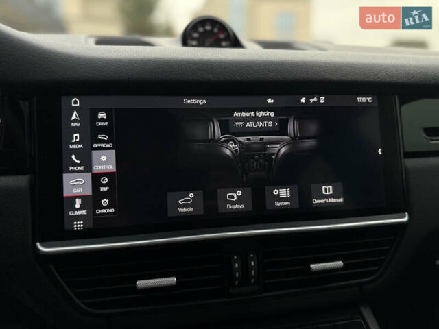 Білий Порше Cayenne, об'ємом двигуна 3 л та пробігом 45 тис. км за 59500 $, фото 41 на Automoto.ua