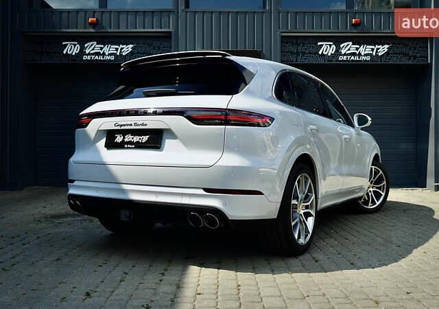 Білий Порше Cayenne, об'ємом двигуна 4 л та пробігом 70 тис. км за 87999 $, фото 20 на Automoto.ua