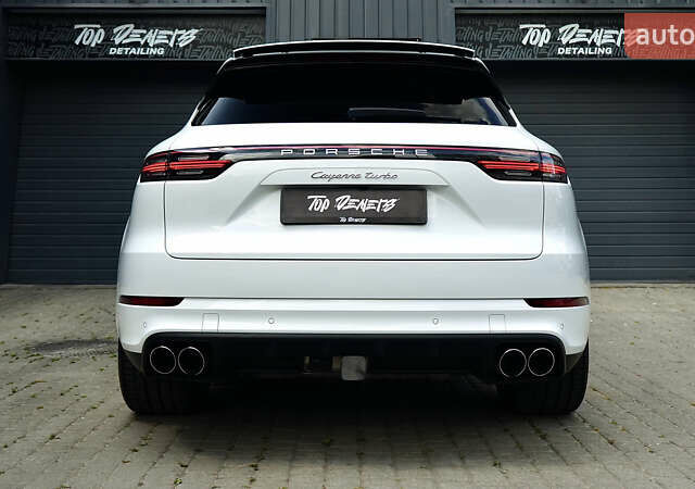 Білий Порше Cayenne, об'ємом двигуна 4 л та пробігом 70 тис. км за 87999 $, фото 15 на Automoto.ua
