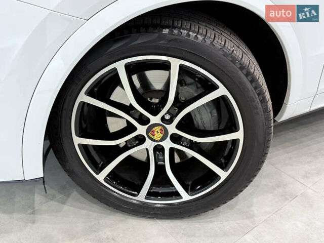 Білий Порше Cayenne, об'ємом двигуна 2.89 л та пробігом 96 тис. км за 64999 $, фото 93 на Automoto.ua