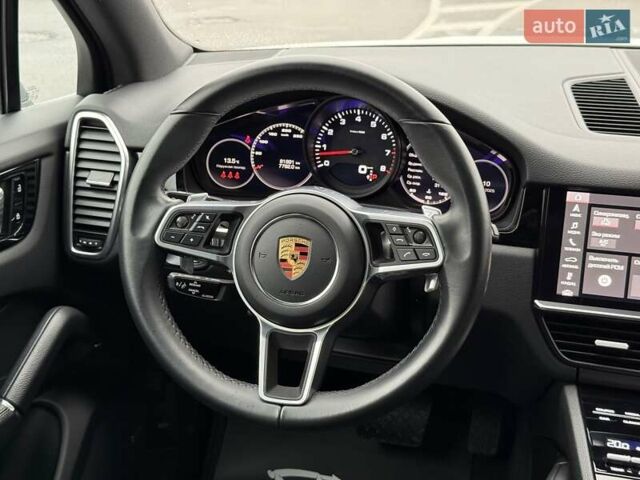 Белый Порше Каен, объемом двигателя 3 л и пробегом 80 тыс. км за 51500 $, фото 47 на Automoto.ua