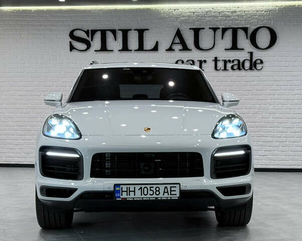 Білий Порше Cayenne, об'ємом двигуна 2.89 л та пробігом 96 тис. км за 64999 $, фото 3 на Automoto.ua