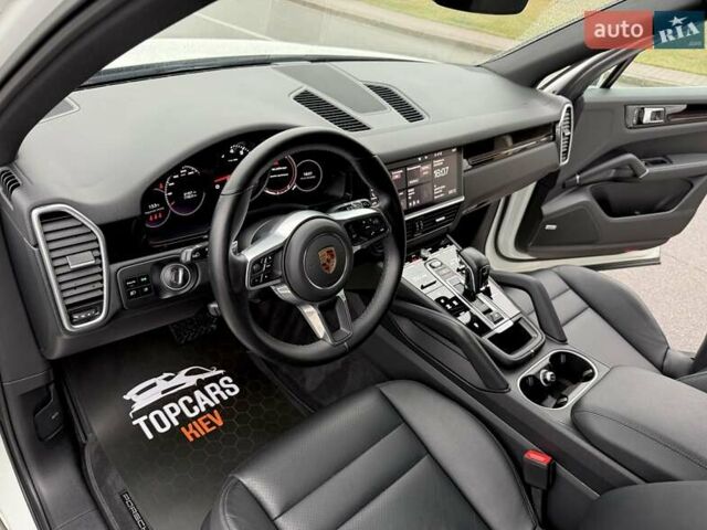 Белый Порше Каен, объемом двигателя 3 л и пробегом 80 тыс. км за 51500 $, фото 42 на Automoto.ua