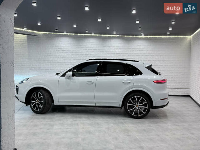 Білий Порше Cayenne, об'ємом двигуна 2.89 л та пробігом 96 тис. км за 64999 $, фото 5 на Automoto.ua