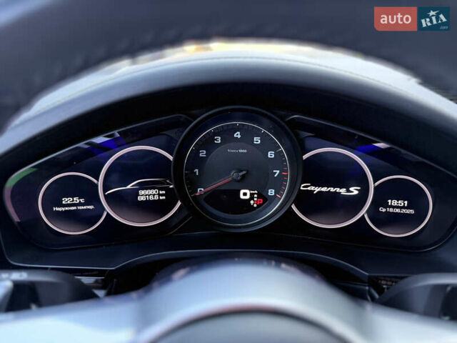 Білий Порше Cayenne, об'ємом двигуна 2.89 л та пробігом 96 тис. км за 64999 $, фото 16 на Automoto.ua