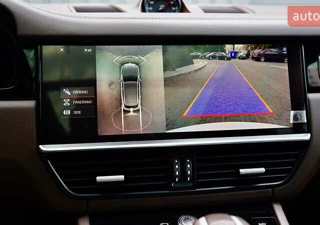 Білий Порше Cayenne, об'ємом двигуна 4 л та пробігом 70 тис. км за 87999 $, фото 42 на Automoto.ua