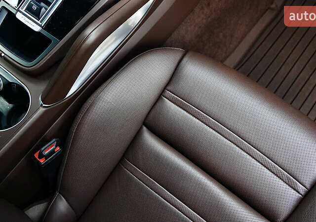 Білий Порше Cayenne, об'ємом двигуна 4 л та пробігом 70 тис. км за 87999 $, фото 52 на Automoto.ua