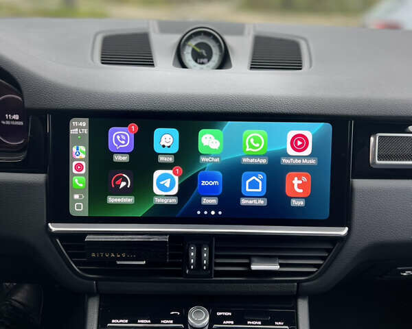 Белый Порше Каен, объемом двигателя 3 л и пробегом 34 тыс. км за 130000 $, фото 11 на Automoto.ua