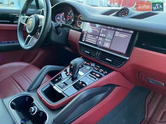 Білий Порше Cayenne, об'ємом двигуна 3 л та пробігом 87 тис. км за 75000 $, фото 9 на Automoto.ua