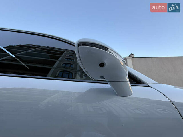 Білий Порше Cayenne, об'ємом двигуна 2.89 л та пробігом 96 тис. км за 64999 $, фото 45 на Automoto.ua