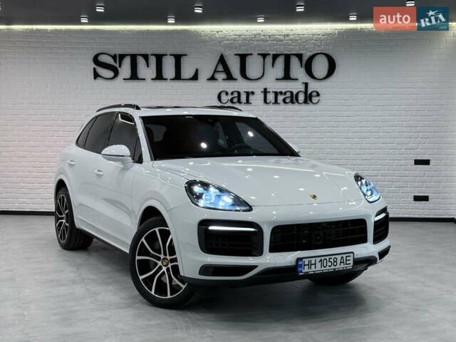 Білий Порше Cayenne, об'ємом двигуна 2.89 л та пробігом 96 тис. км за 64999 $, фото 2 на Automoto.ua